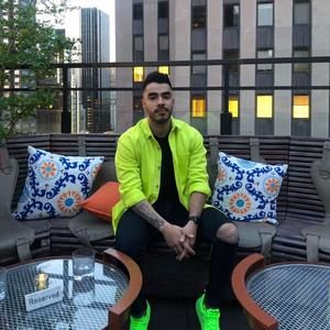 Meet your Posher, Alejandro